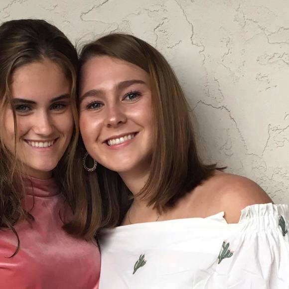 Meet your Posher, Lily - Picture 1 of 1